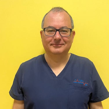 Il Dott. Alessandro Zani della clinica veterinaria Cardiovet