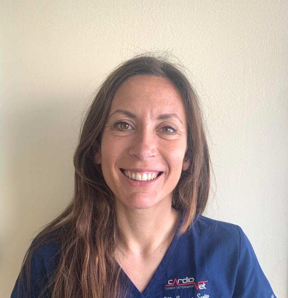 La Dott.ssa Eleonora Gili della clinica veterinaria Cardiovet