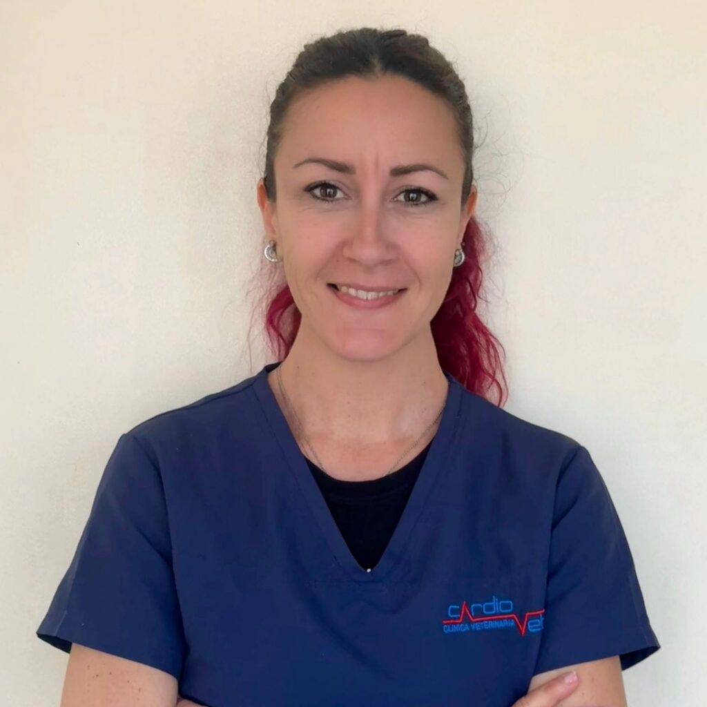 La Dott.ssa Giulia Pieroni della clinica veterinaria Cardiovet